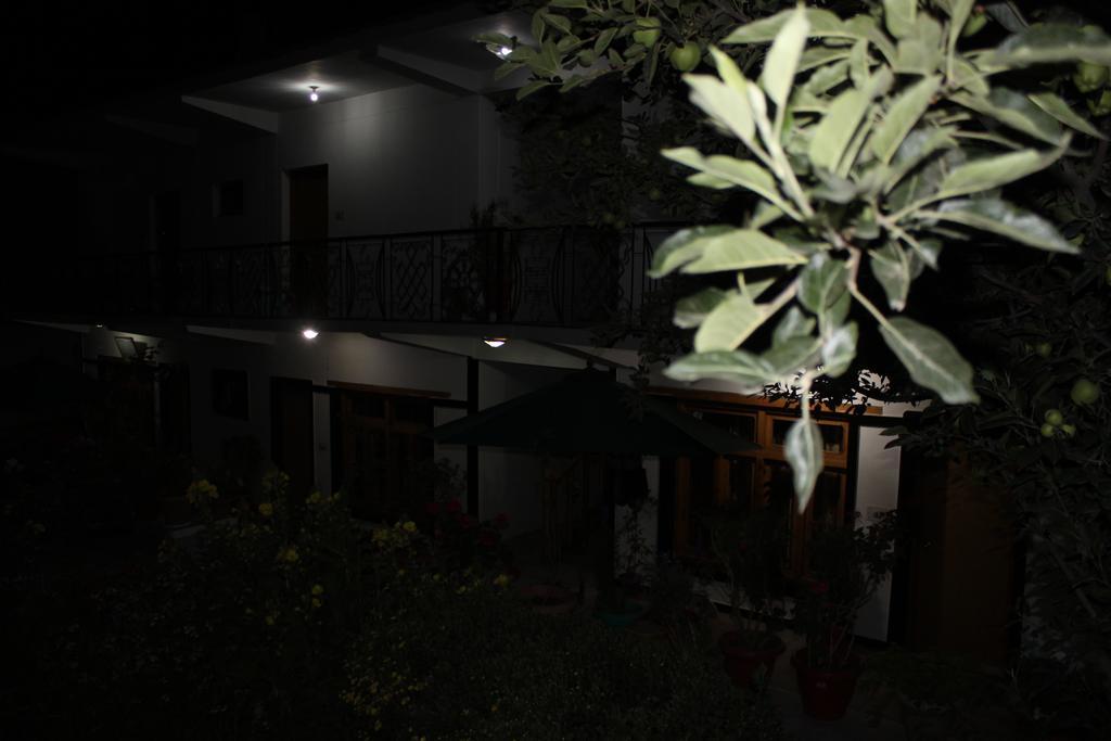 Travellers House Hotel Leh Exterior foto